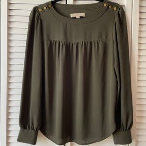 LOFT army green long sleeve blouse w/ brass shoulder button accent size XS